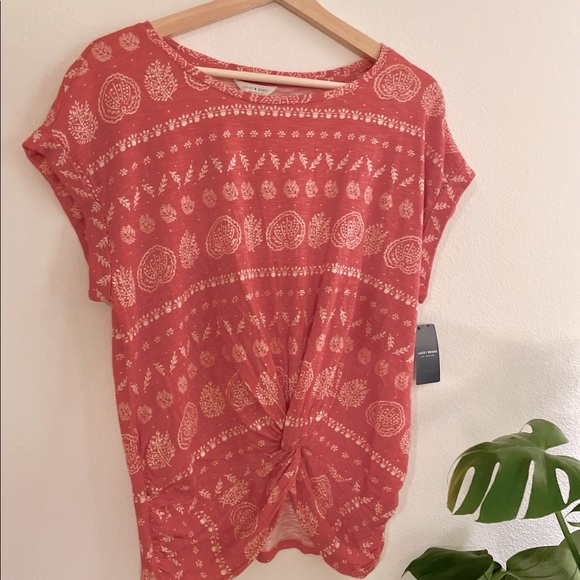 Lucky Brand  Short Sleeve Knotted Front Top - Picture 5 of 5